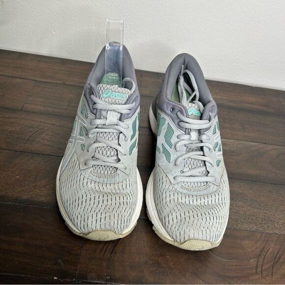 ASICS Women's Gray Running Shoes 8 - Picture 2 of 6